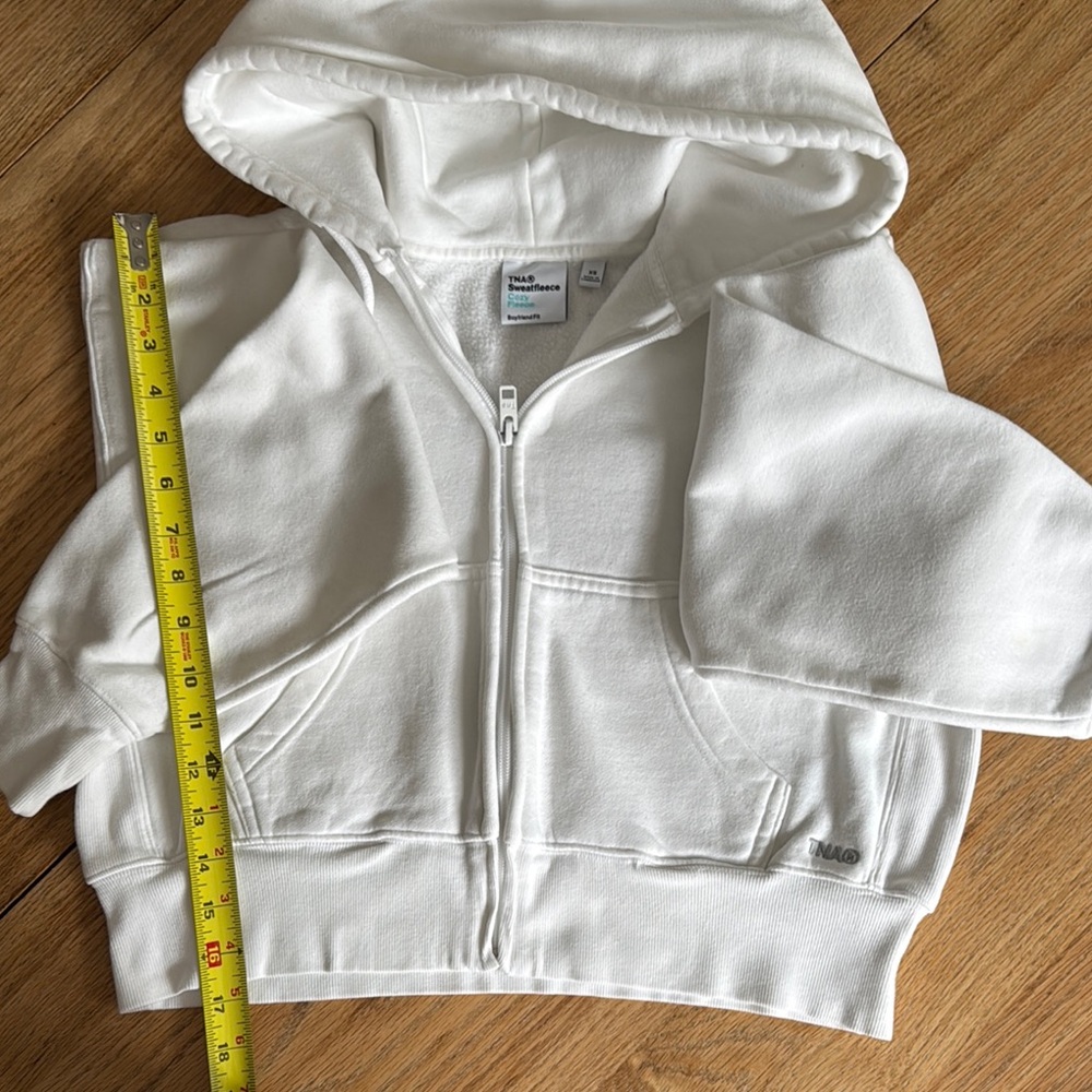 TNA Aritzia